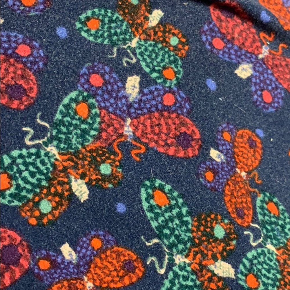 One size lularoe leggings.